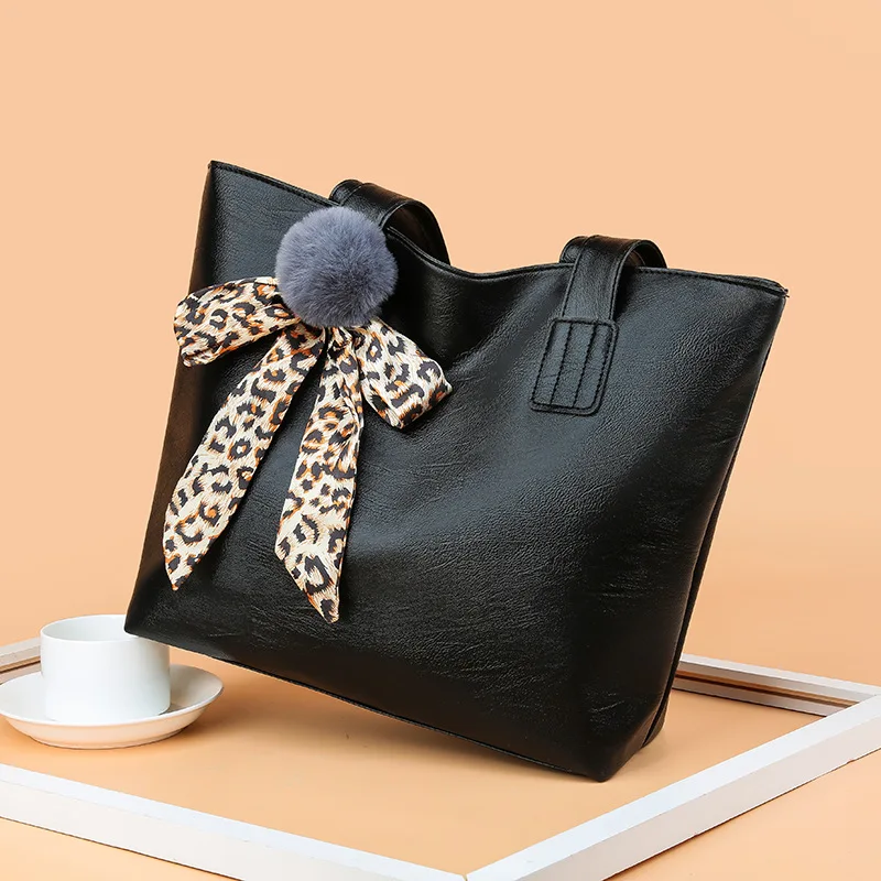 2020 Women's New Fashion Handbag Designer Retro Luxury Shoulder Bag Large Capacity Comfortable Handbag Fashion Pu Handbag
2020 Women's New Fashion Handbag Designer Retro Luxury Shoulder Bag Large Capacity Comfortable Handbag Fashion Pu Handbag