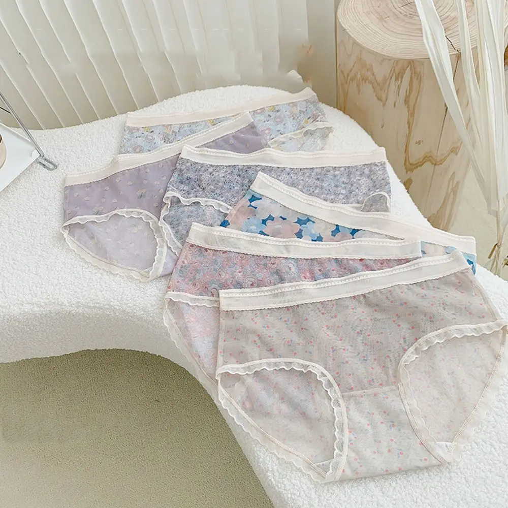 Small Floral Pastoral Style Girl Underwear Mid-waist Comfortable Breathable Mesh Lingerie Ladies Cotton Crotch Panties
Small Floral Pastoral Style Girl Underwear Mid-waist Comfortable Breathable Mesh Lingerie Ladies Cotton Crotch Panties