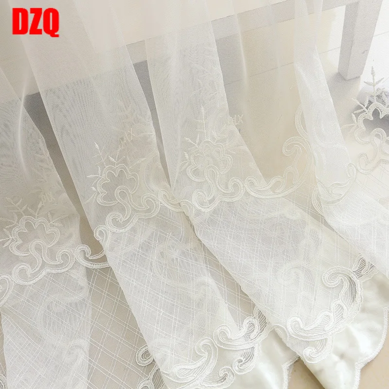 Custom Curtains Luxury European Living Room Embroidered Thick Velvet Blue Cloth Blackout Valance Curtains for Living Room
Custom Curtains Luxury European Living Room Embroidered Thick Velvet Blue Cloth Blackout Valance Curtains for Living Room