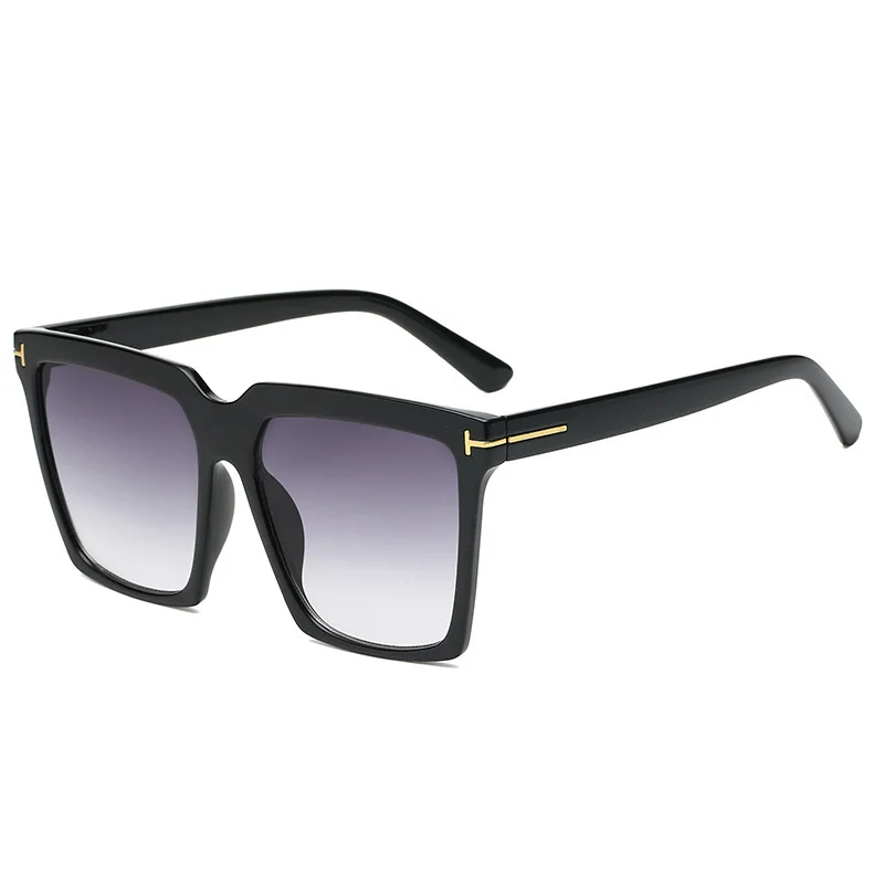 New fashion box sunglasses, personalized Street photo, men's and women's T-shaped sunglasses, fashion sunglasses
New fashion box sunglasses, personalized Street photo, men's and women's T-shaped sunglasses, fashion sunglasses