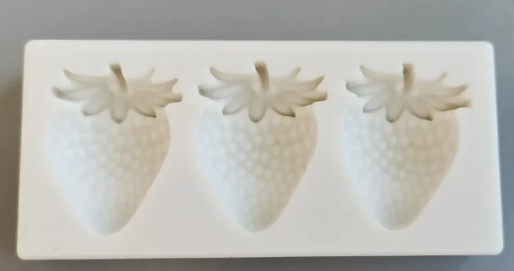 Dorica Strawberry Design Silicone Mold Diy Handmade Chocolate Mould Fondant Cake Decorating Tool Kitchen Tools Baking Mold
Dorica Strawberry Design Silicone Mold Diy Handmade Chocolate Mould Fondant Cake Decorating Tool Kitchen Tools Baking Mold