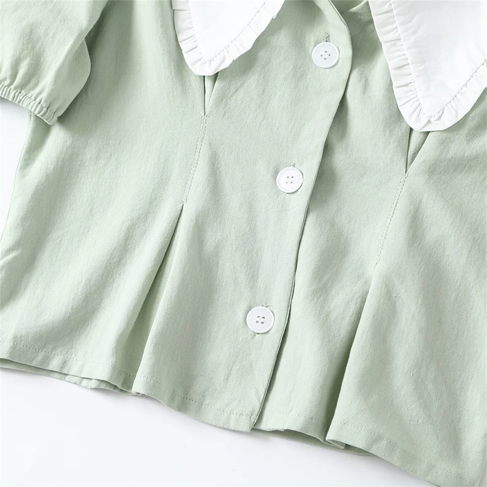 2020 summer women's new French niche design retro contrast color lapel bubble sleeve waist slim shirt
2020 summer women's new French niche design retro contrast color lapel bubble sleeve waist slim shirt