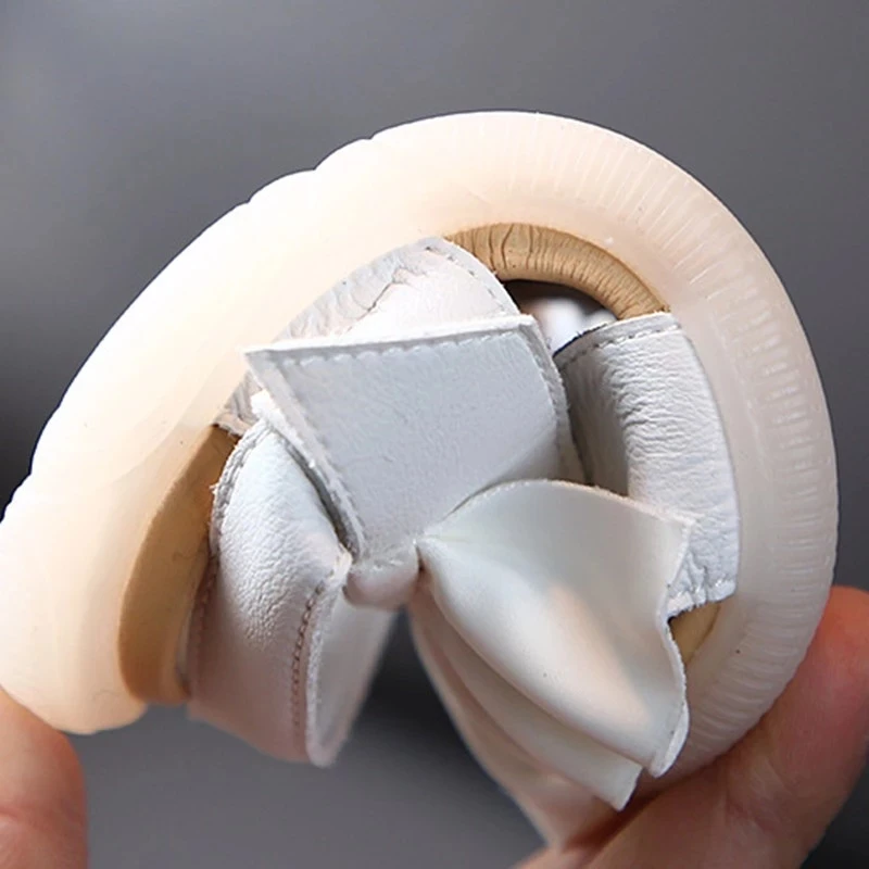 2021 New Summer Children's Sandals Leather Ruffles Toddler Kids Shoes Cute Baby Shoes Soft Fashion Princess Girls Sandals 21-30
2021 New Summer Children's Sandals Leather Ruffles Toddler Kids Shoes Cute Baby Shoes Soft Fashion Princess Girls Sandals 21-30