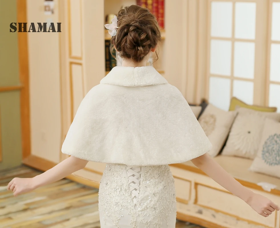 SHAMAI Ivory Faux Fur Winter Women Wedding Party Cloak Wedding Dress Cape Bolero Bridal Wraps
SHAMAI Ivory Faux Fur Winter Women Wedding Party Cloak Wedding Dress Cape Bolero Bridal Wraps