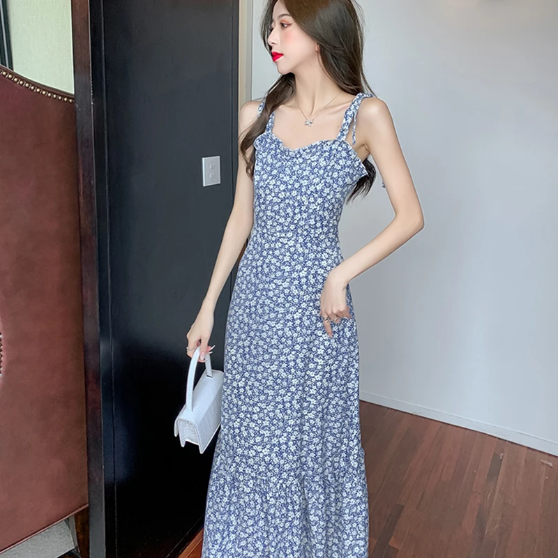 Korean Summer New Dresses For Women 2021 Floral Strap Dress Women Printed Backless Ruffle Elegant Loose Holiday Dress OLOMLB
Korean Summer New Dresses For Women 2021 Floral Strap Dress Women Printed Backless Ruffle Elegant Loose Holiday Dress OLOMLB