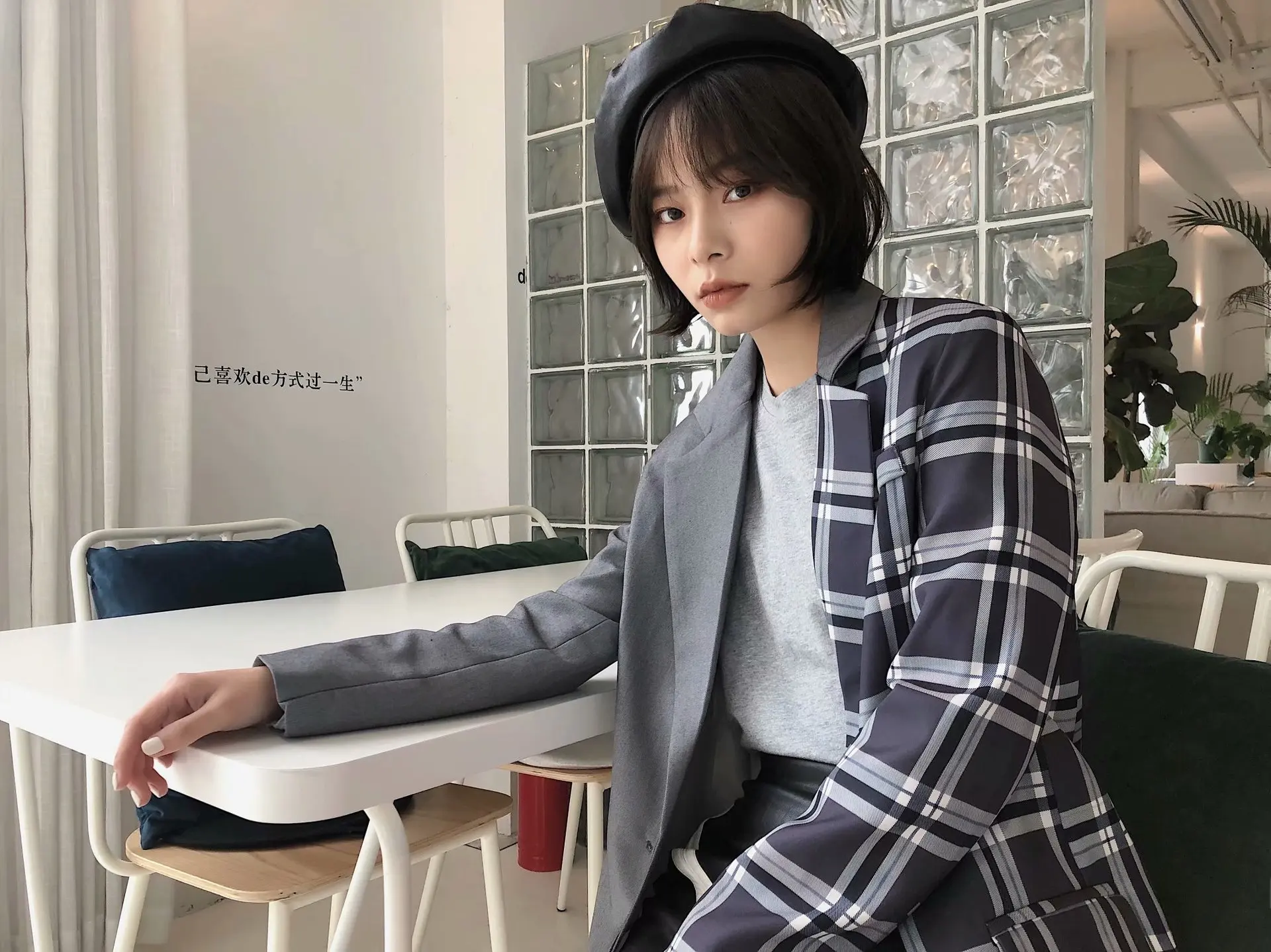 Spring New Retro Plaid Stitching Contrast Color BF Style Suit Women Jacket Tops Blazer Women Plaid Blazer Coats Jacket Women
Spring New Retro Plaid Stitching Contrast Color BF Style Suit Women Jacket Tops Blazer Women Plaid Blazer Coats Jacket Women