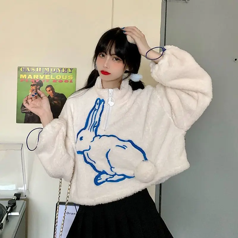 Half-high Collar Sweatshirt Women Winter Korean Embroidered Rabbit Jackets Female Plus Velvet Thick Short Lamb Fleece Loose Tops
Half-high Collar Sweatshirt Women Winter Korean Embroidered Rabbit Jackets Female Plus Velvet Thick Short Lamb Fleece Loose Tops
