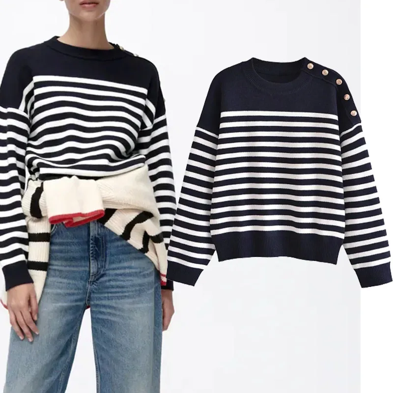 Xypskh Za Women New Fashion Striped Metal Breasted Loose Knitted Sweater Vintage Long Sleeve O-Neck Female Pullovers Chic Tops 
Xypskh Za Women New Fashion Striped Metal Breasted Loose Knitted Sweater Vintage Long Sleeve O-Neck Female Pullovers Chic Tops