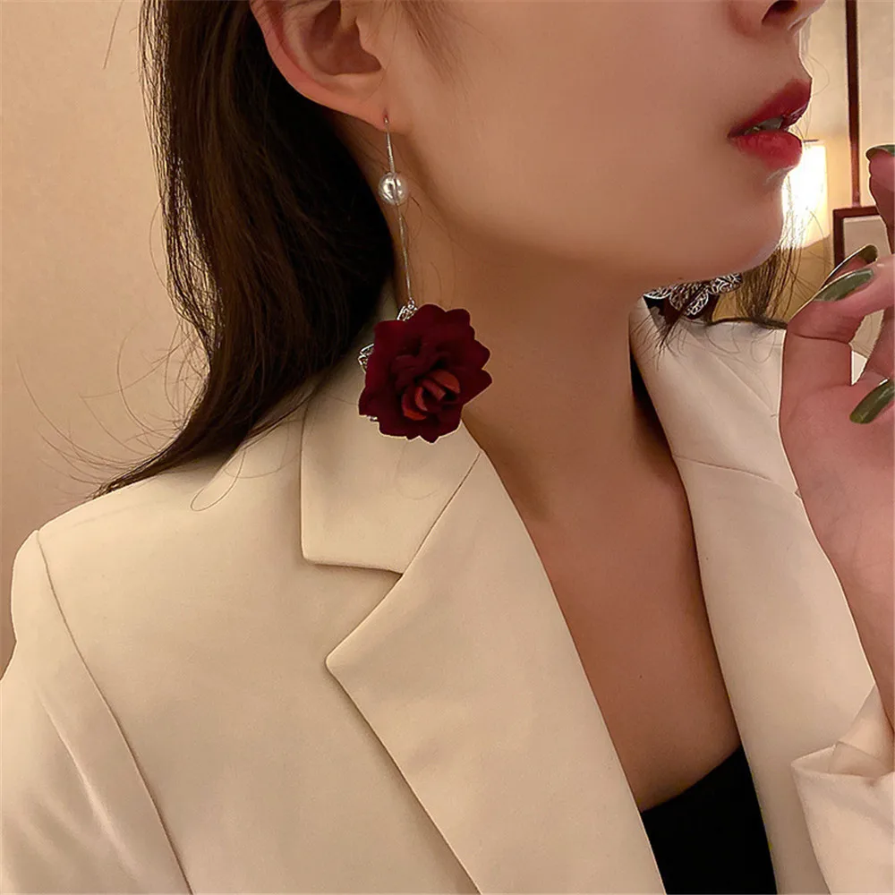 Elegant Red Rose Velvet Drop Earrings Long Ear Line Pearl Earrings For Women Wedding Bride Fashion Jewlery
Elegant Red Rose Velvet Drop Earrings Long Ear Line Pearl Earrings For Women Wedding Bride Fashion Jewlery