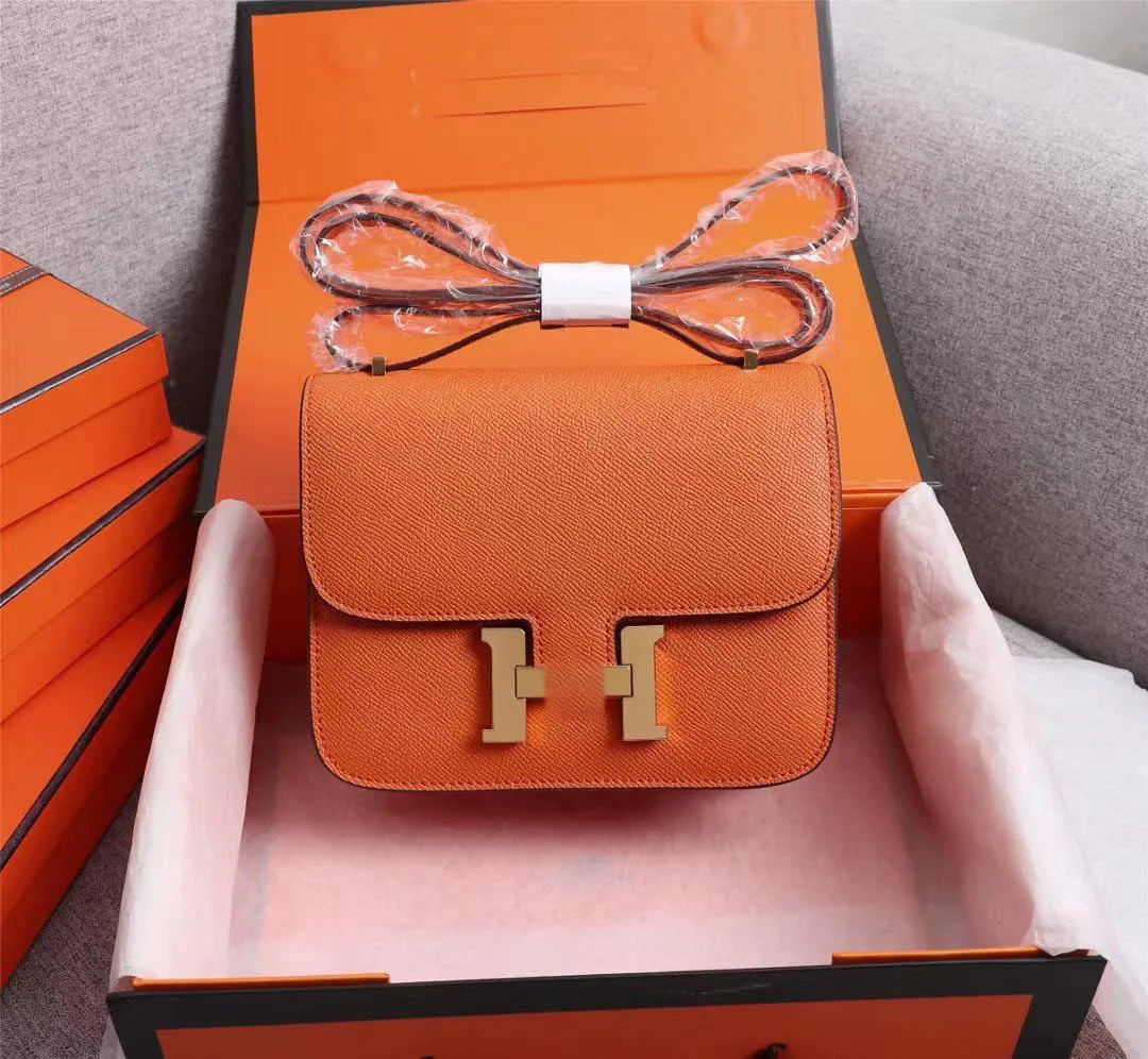 Summer Constance Vintage Genuine Leather Womens Stewardess Bag Big Metal H Female Shoulder Crossboday Bags Handbag Purse
Summer Constance Vintage Genuine Leather Womens Stewardess Bag Big Metal H Female Shoulder Crossboday Bags Handbag Purse