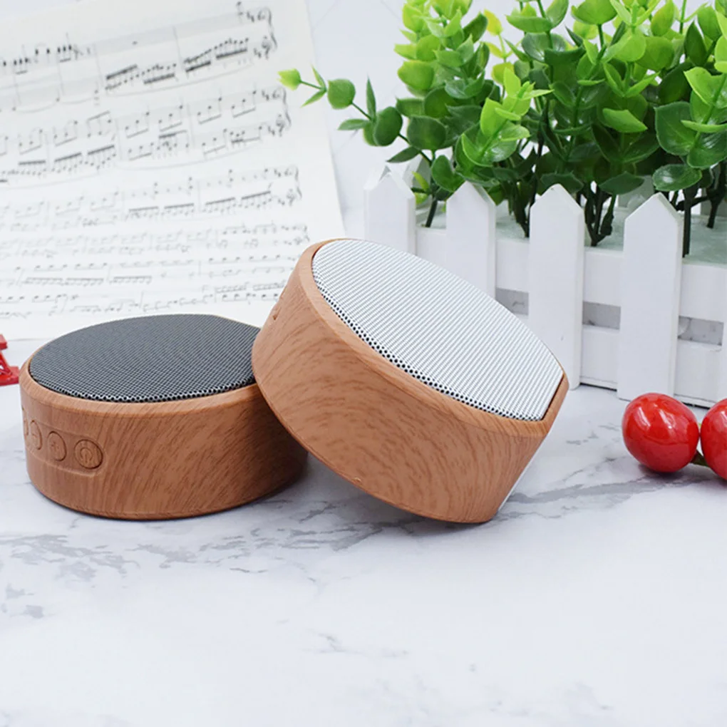 Многофункциональная беспроводная мини колонка с функцией Bluetooth 4 2 AUX 600