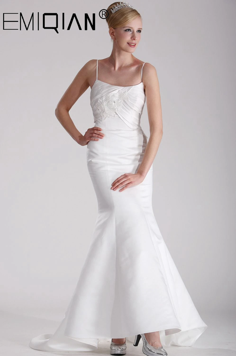 Mermaid Wedding Dress vestido de noiva Beaded Bridal Dress Backless Spaghetti Straps Wedding Gowns
Mermaid Wedding Dress vestido de noiva Beaded Bridal Dress Backless Spaghetti Straps Wedding Gowns