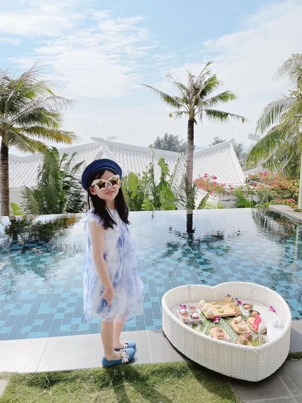 Children's skirt spring and summer new girl's irregular mesh skirt girl's princess dress big skirt Beach Beach Holiday skirt
Children's skirt spring and summer new girl's irregular mesh skirt girl's princess dress big skirt Beach Beach Holiday skirt