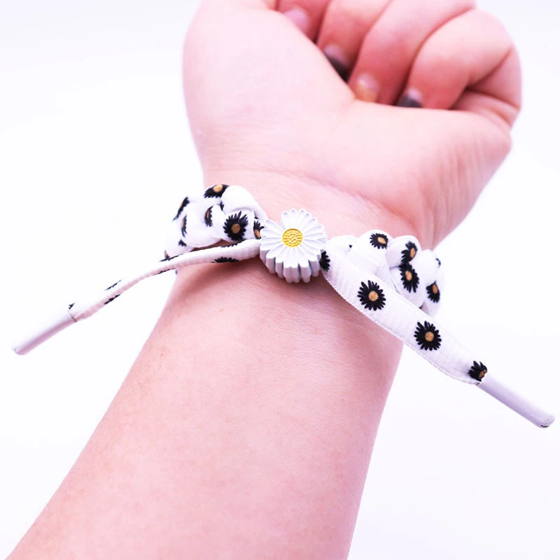 Trendy Couple Braided Bracelet Adjustable Daisies Printed Wristband Jewelry Accessories Glittery
Trendy Couple Braided Bracelet Adjustable Daisies Printed Wristband Jewelry Accessories Glittery