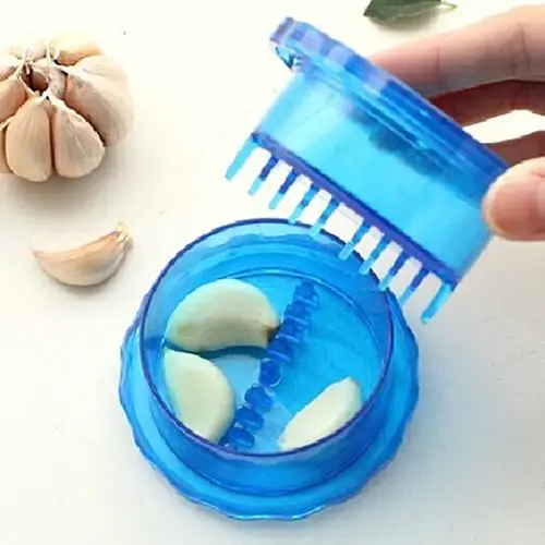 1PC Garlic Presses Manual Mashed Garlic Press Box Manually Processor Food Chopper Twist Prevent Tears Kitchen Tool
1PC Garlic Presses Manual Mashed Garlic Press Box Manually Processor Food Chopper Twist Prevent Tears Kitchen Tool