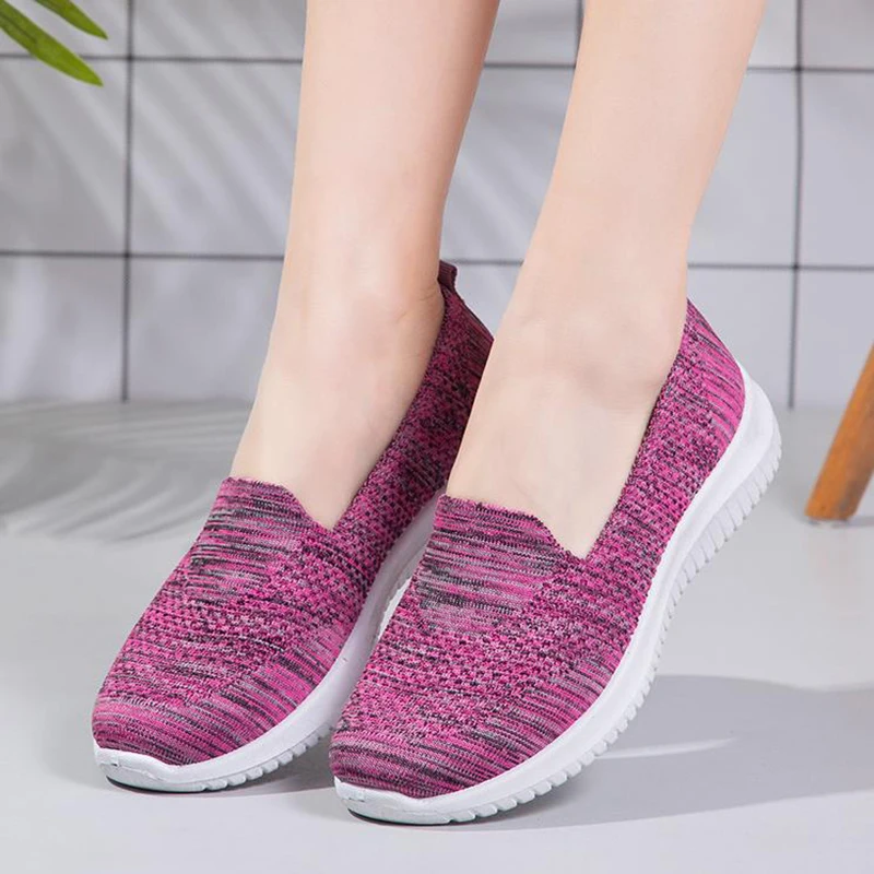 Hot new top casual cool wholesale mens 2021 middle-aged and old peoples casual soft sole mothers running shoes 11
Hot new top casual cool wholesale mens 2021 middle-aged and old peoples casual soft sole mothers running shoes 11
