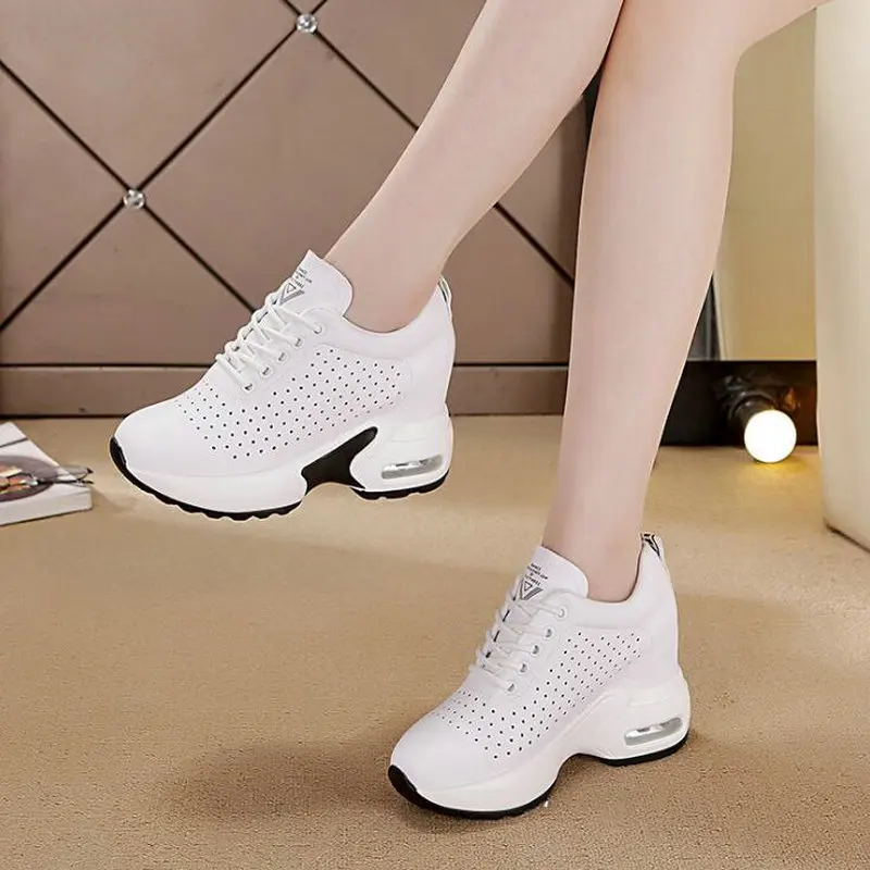 Band High heel 8cm Increasing Ladies Sneakers Shoes Female Women Leather Vulcanized Shoes Casual Wedge Platform shoes 459
Band High heel 8cm Increasing Ladies Sneakers Shoes Female Women Leather Vulcanized Shoes Casual Wedge Platform shoes 459