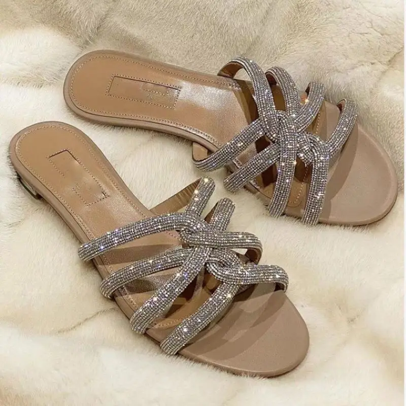 2021 Summer Slippers Rhinestone Cross Strap Sandals Woman Flat Mules Roman Casual Beach Shoes Ladies Sandals Designer Party Shoe
2021 Summer Slippers Rhinestone Cross Strap Sandals Woman Flat Mules Roman Casual Beach Shoes Ladies Sandals Designer Party Shoe