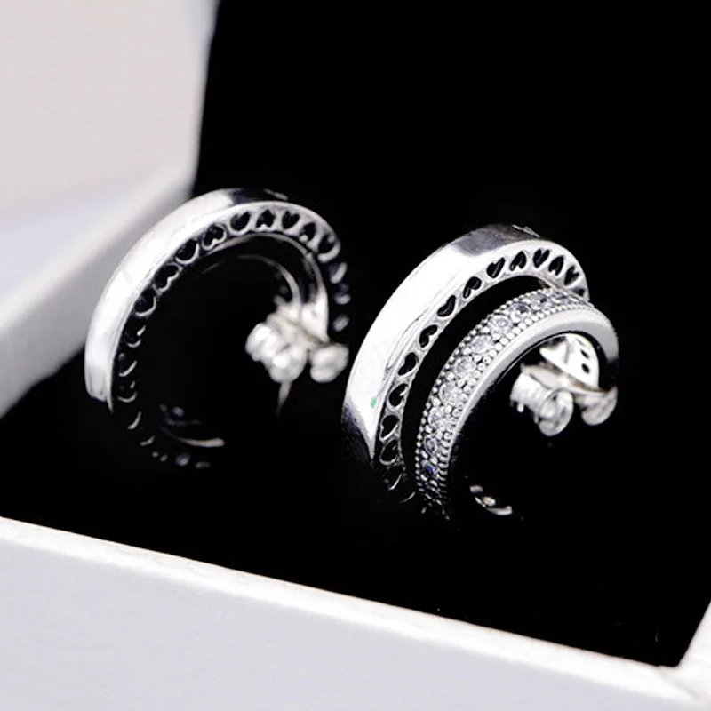 Original Signature Pave Double Hoop Earring With Crystal For Women 925 Sterling Silver Earring Wedding Gift Europe Jewelry
Original Signature Pave Double Hoop Earring With Crystal For Women 925 Sterling Silver Earring Wedding Gift Europe Jewelry