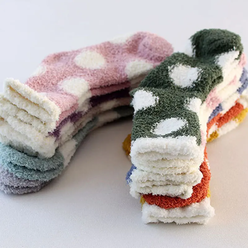 Winter Women Socks Velvet Thick Fluffy Floor Sock Creative Dot Sleep Socks Soft Stretch Women Socks Breathable High Quality 
Winter Women Socks Velvet Thick Fluffy Floor Sock Creative Dot Sleep Socks Soft Stretch Women Socks Breathable High Quality