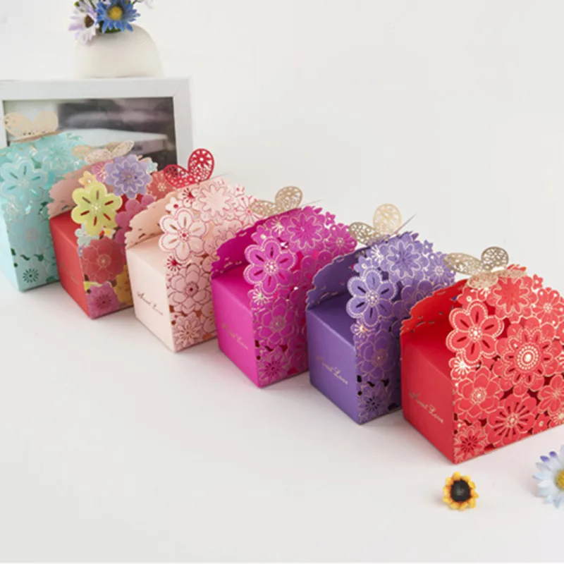20/50PCS Butterfly Hollow Flower Laser Cut Candy Gift Boxes Packaging Dragees for Wedding Decoration Party Favors and Gifts
20/50PCS Butterfly Hollow Flower Laser Cut Candy Gift Boxes Packaging Dragees for Wedding Decoration Party Favors and Gifts