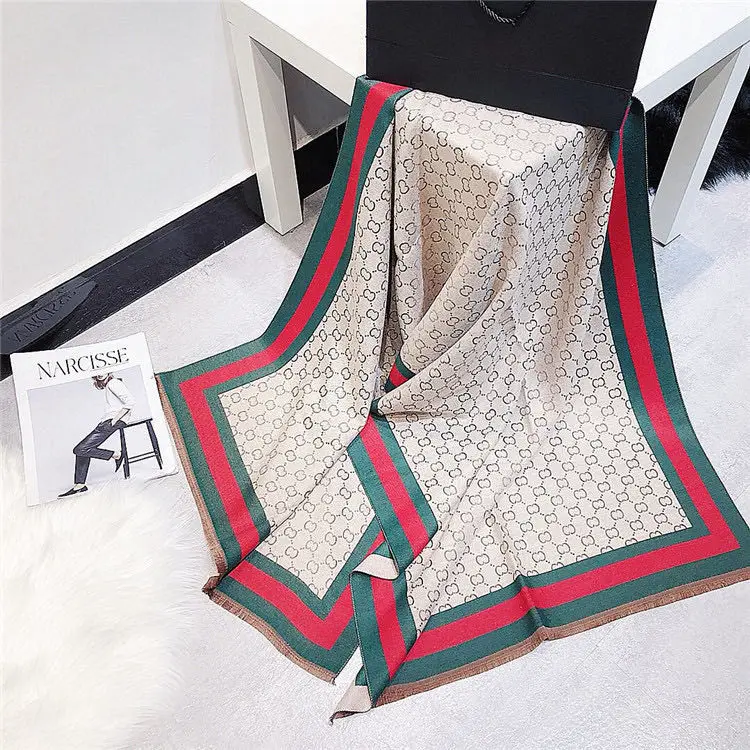 2020 Winter Scarf High Quality Cashmere Shawls Lady Pashmina Scarves Women Thick Warm Blanket Wraps Print Brand Female Foulard
2020 Winter Scarf High Quality Cashmere Shawls Lady Pashmina Scarves Women Thick Warm Blanket Wraps Print Brand Female Foulard