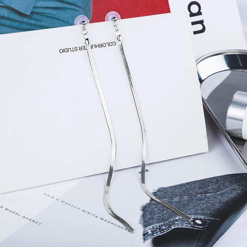 FSUNION 2022 Korean Minimalist Style Ear Accessories All Match Long Earrings Metal Snake Chain Tassel Earrings For Women Gifts
FSUNION 2022 Korean Minimalist Style Ear Accessories All Match Long Earrings Metal Snake Chain Tassel Earrings For Women Gifts