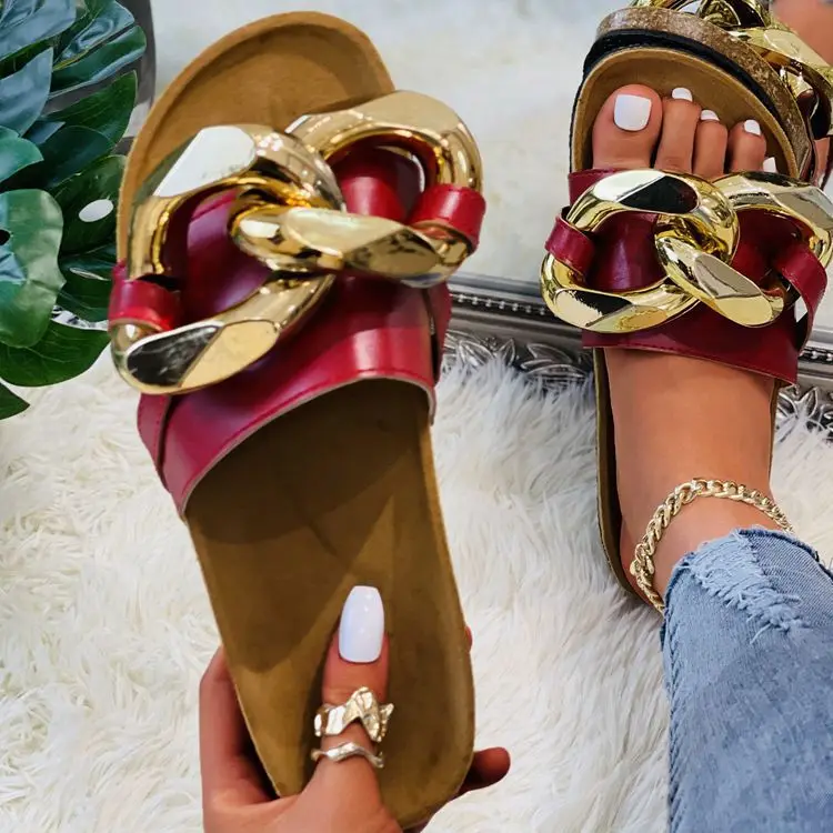 Slippers Women Summer Shoes Big Size Shale Female Beach Slides Low Rivet Pantofle Sabot Flat 2021 PU Scandals Rubber Metal Decor
Slippers Women Summer Shoes Big Size Shale Female Beach Slides Low Rivet Pantofle Sabot Flat 2021 PU Scandals Rubber Metal Decor