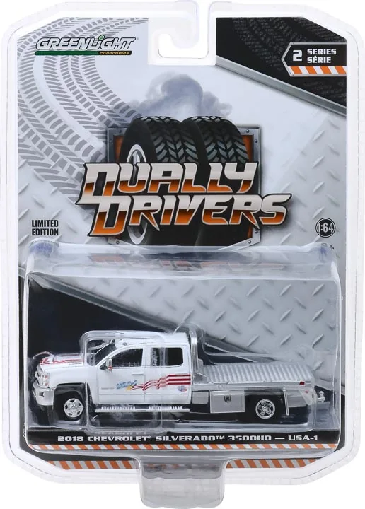 Green light 1/64 Chevrolet Silverado 3500 Diecast Collection of Simulation Alloy Car Model Children Toys
Green light 1/64 Chevrolet Silverado 3500 Diecast Collection of Simulation Alloy Car Model Children Toys