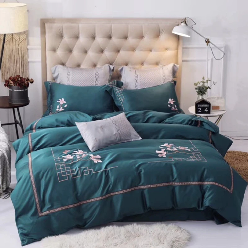 600TC Egyptian Cotton Chinese style Luxury Bedding set King Queen Embroidery Bed set Duvet Cover Bedsheet set parrure de lit 
600TC Egyptian Cotton Chinese style Luxury Bedding set King Queen Embroidery Bed set Duvet Cover Bedsheet set parrure de lit