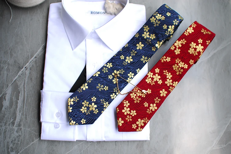 Free Shipping New male fashion men's man Fashion Wave design gold print series necktie wedding host Western bow Tie European
Free Shipping New male fashion men's man Fashion Wave design gold print series necktie wedding host Western bow Tie European