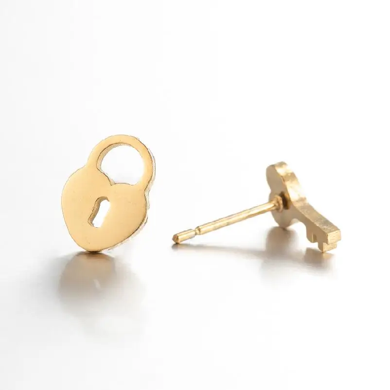 Romantic Stainless Steel Lock Key Earrings For Lover Minimalist Small Stud Earring Girlfriend Couple Wife Gift Fashion Jewelry
Romantic Stainless Steel Lock Key Earrings For Lover Minimalist Small Stud Earring Girlfriend Couple Wife Gift Fashion Jewelry