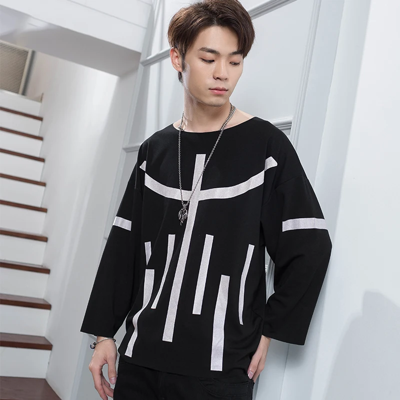 Male Fashion Korean version of the students with a wide range of personality relaxed and handsome casual fashion brand hot INS
Male Fashion Korean version of the students with a wide range of personality relaxed and handsome casual fashion brand hot INS
