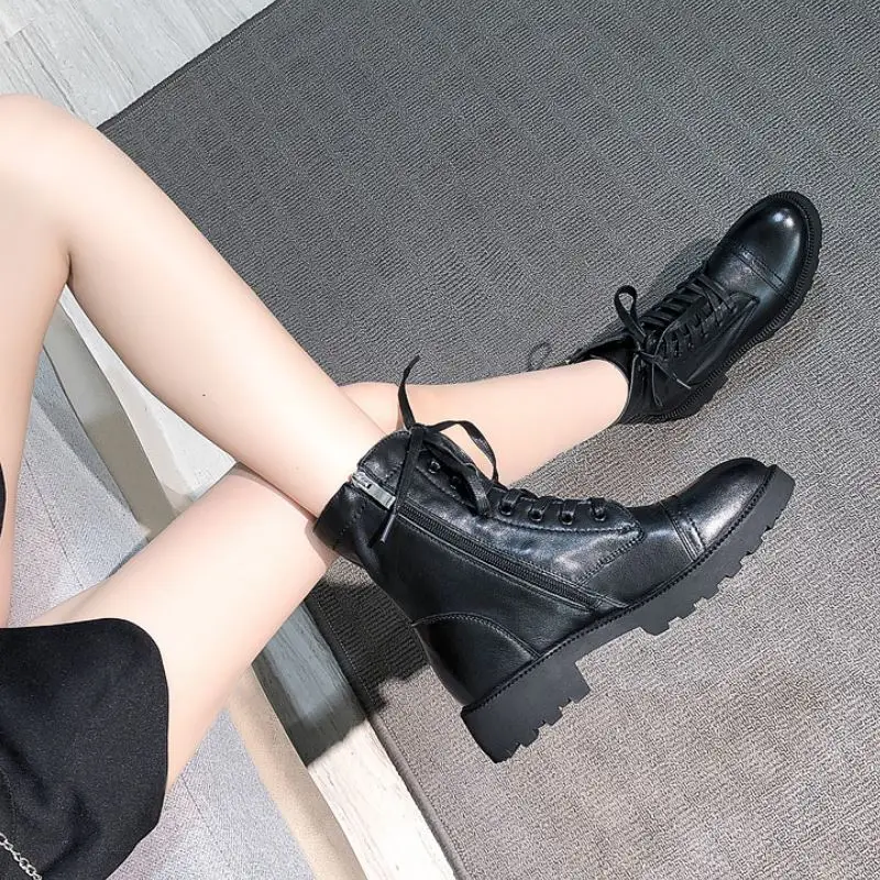 RIZABINA Women'S Real Leather Ankle Boots Shoes Low Heel Fashion Short Boot Cool Party Club Winter Ladies Footwear Size 35-40
RIZABINA Women'S Real Leather Ankle Boots Shoes Low Heel Fashion Short Boot Cool Party Club Winter Ladies Footwear Size 35-40