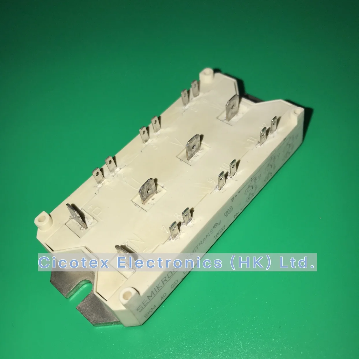 SKM40GD123D MODULE SKM 40GD123D SEMITRANS IGBT Modules New Range SKM40GD-123D
SKM40GD123D MODULE SKM 40GD123D SEMITRANS IGBT Modules New Range SKM40GD-123D