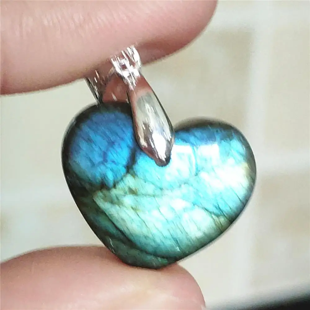 Genuine Natural Blue Light Labradorite Women Men Pendant 18x15x6mm Heart Love Labradorite Necklace Gemstone Rare Jewelry AAAAA
Genuine Natural Blue Light Labradorite Women Men Pendant 18x15x6mm Heart Love Labradorite Necklace Gemstone Rare Jewelry AAAAA