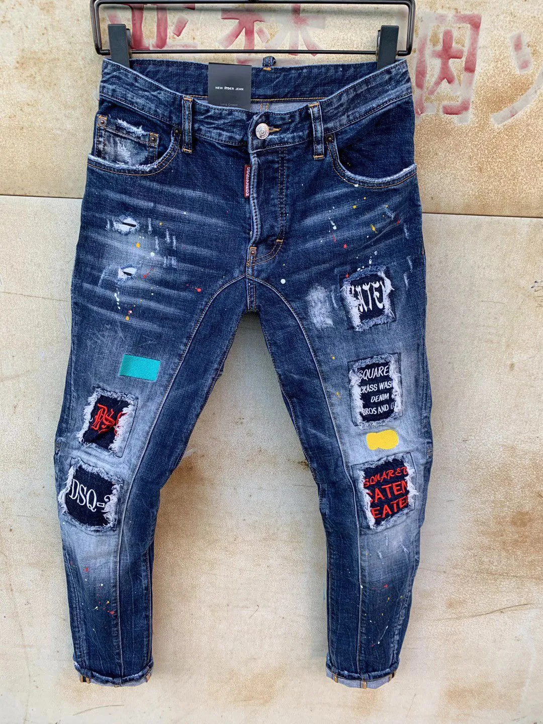 Джинсы Dsquared2 мужские рваные, повседневные брюки с дырками, облегающие брюки, Байкерская верхняя одежда, 44-56
Джинсы Dsquared2 мужские рваные, повседневные брюки с дырками, облегающие брюки, Байкерская верхняя одежда, 44-56