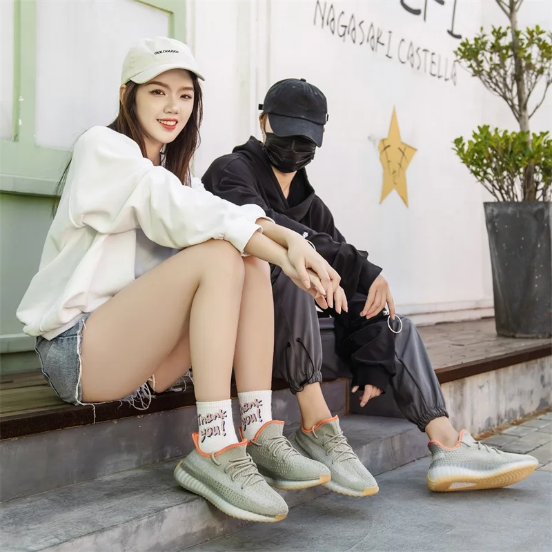 Men's Sports Shoes Original Classic Luxury Brand Ladies Jogging Shoes Designer Unisex Walking Shoes Coconut 350 Sports Shoes
Men's Sports Shoes Original Classic Luxury Brand Ladies Jogging Shoes Designer Unisex Walking Shoes Coconut 350 Sports Shoes