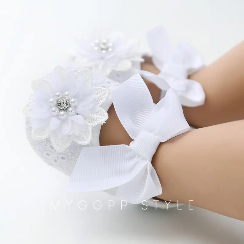 New Toddler Kids Baby Girls Boys Bowknot Shoes+Headband 2PCS Lace Floral Soft Shoes Spring First Walkers 0-18M
New Toddler Kids Baby Girls Boys Bowknot Shoes+Headband 2PCS Lace Floral Soft Shoes Spring First Walkers 0-18M