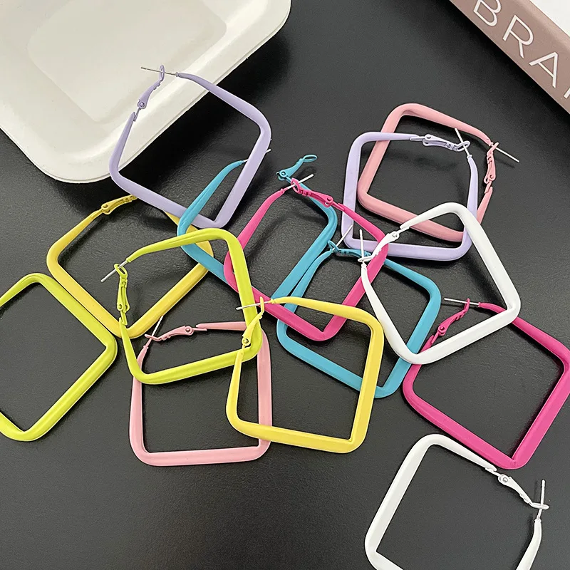 2021 Trendy Oversize Geometric Big Hoop Earrings For Women Nicaron Color Exaggerated Large Square Earrings Punk Jewelry
2021 Trendy Oversize Geometric Big Hoop Earrings For Women Nicaron Color Exaggerated Large Square Earrings Punk Jewelry