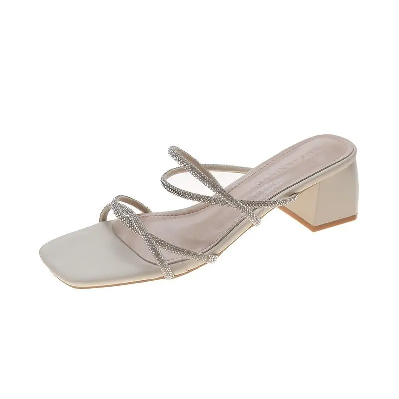 Square Toe Glitter Slides Low Transparent Slippers Female Shoes Women Heels Fashion Jelly 2021 High Luxury Block Crystal Fabric
Square Toe Glitter Slides Low Transparent Slippers Female Shoes Women Heels Fashion Jelly 2021 High Luxury Block Crystal Fabric