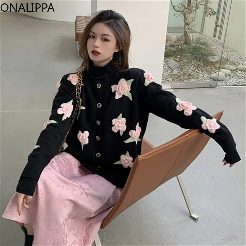 Женский свитер ONALIPPA с длинными рукавами, Осенний вязаный кардиган в гонконгском стиле французского ретро-стиля с вышивкой в виде роз, 2021
Женский свитер ONALIPPA с длинными рукавами, Осенний вязаный кардиган в гонконгском стиле французского ретро-стиля с вышивкой в виде роз, 2021