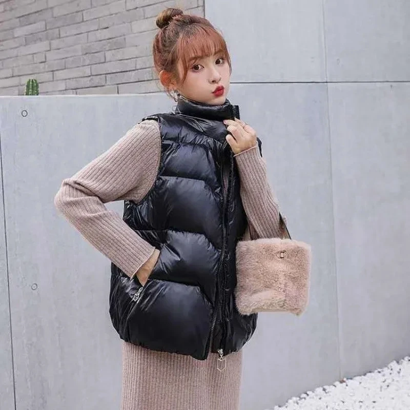 Women Down Cotton Vest Short 2021 Female New Autumn Winter Korean Version Loose Wild stand-up Collar Vest Waistcoat Vest Jacket
Women Down Cotton Vest Short 2021 Female New Autumn Winter Korean Version Loose Wild stand-up Collar Vest Waistcoat Vest Jacket