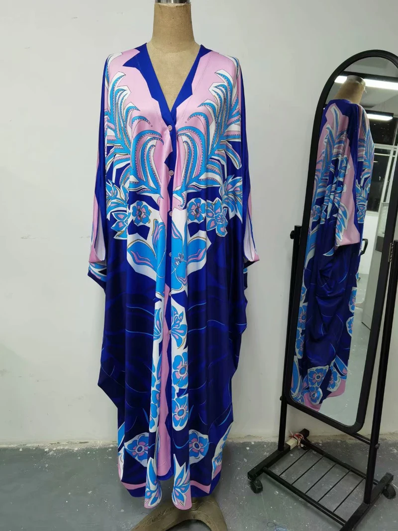 Summer Women Multicolor Print Plus Size Long Dress 2021 Fashion Designer Ladies V-neck Bohemian Loose Maxi Dress blue dress
Summer Women Multicolor Print Plus Size Long Dress 2021 Fashion Designer Ladies V-neck Bohemian Loose Maxi Dress blue dress