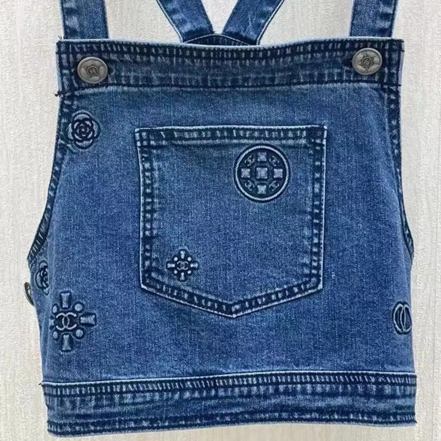 2021 new summer ladies denim sleeveless shoulder buckle sling fashion sexy vest women