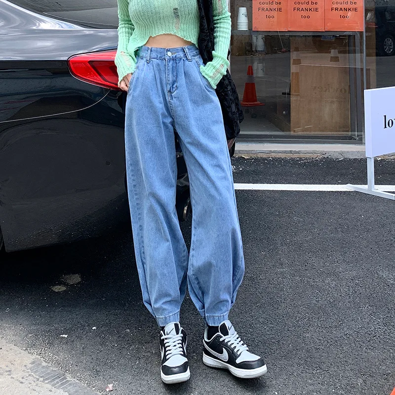 Джинсы женские Модные осенние свободные Усадочные брюки с высокой талией свободные широкие штаны из тонкого материала банановые брюки жен...
Джинсы женские Модные осенние свободные Усадочные брюки с высокой талией свободные широкие штаны из тонкого материала банановые брюки жен...