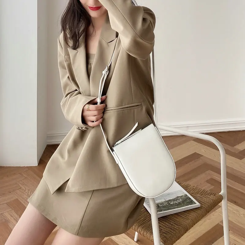 Summer Mini Bag 2021 Brand New Genuine Leather Handbags Cow Messenger Bag White Mobile Phone Crossbody Bags for Women
Summer Mini Bag 2021 Brand New Genuine Leather Handbags Cow Messenger Bag White Mobile Phone Crossbody Bags for Women