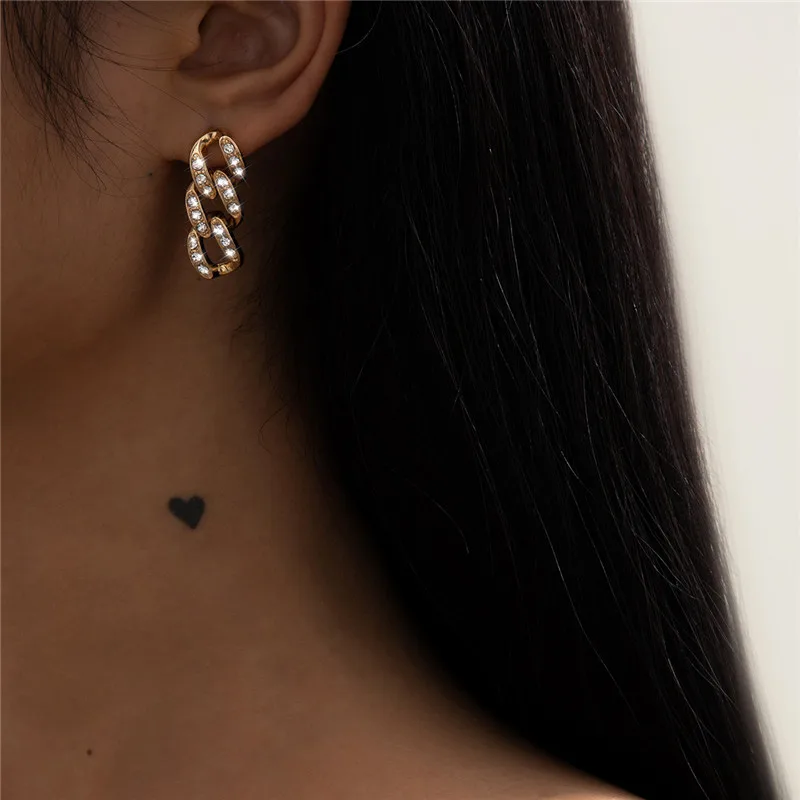 Elegant Temperament Hollow Out Chain Earrings Female Jewelry Of Europe And America Simple Ins Wind Diamond Cuban Buckle Earrings
Elegant Temperament Hollow Out Chain Earrings Female Jewelry Of Europe And America Simple Ins Wind Diamond Cuban Buckle Earrings