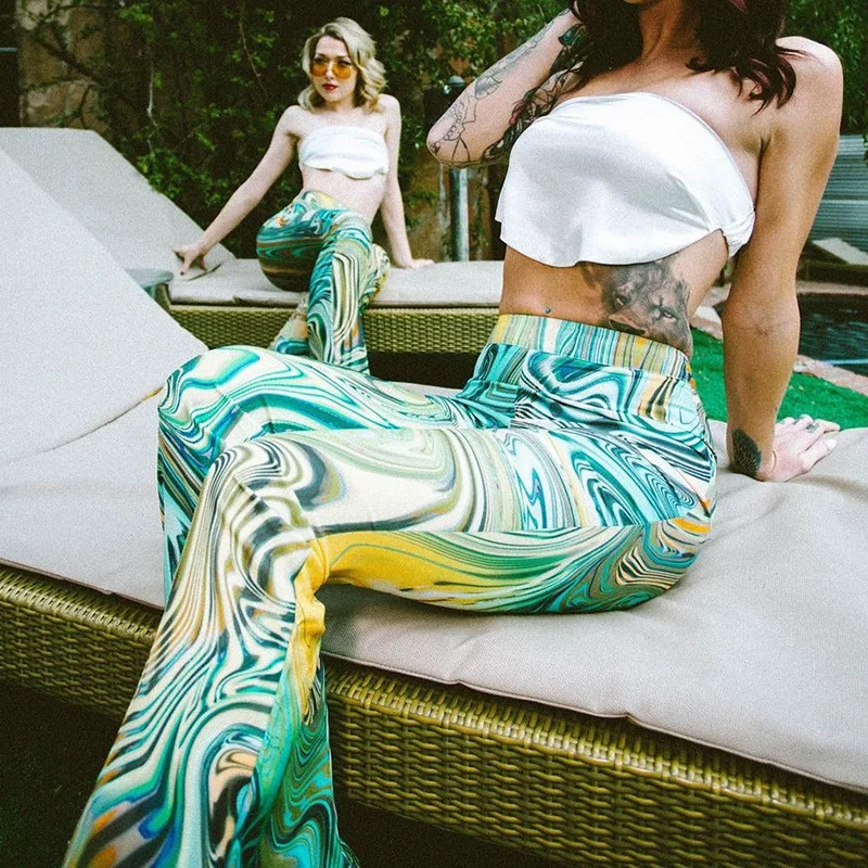 WEPBEL Elastic High Waist Trousers Women's Casual Tie-Dye Printed Trousers Spring and Autumn Fashion Flared Pants 
WEPBEL Elastic High Waist Trousers Women's Casual Tie-Dye Printed Trousers Spring and Autumn Fashion Flared Pants