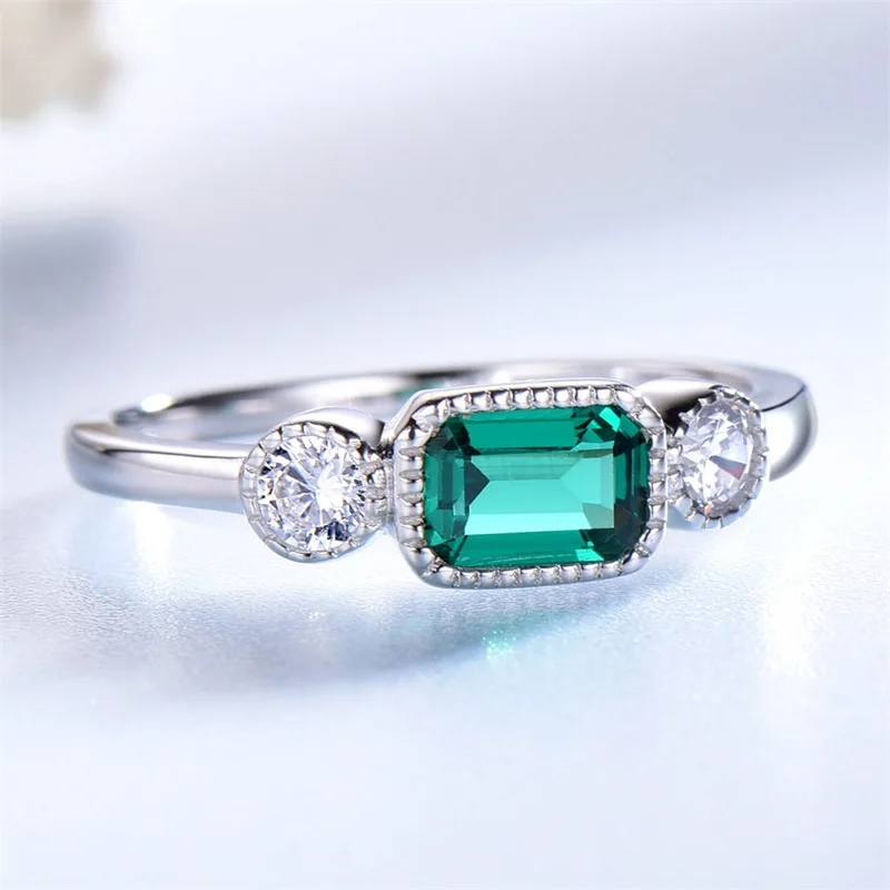 BK 100% 925 Sterling Silver Vintage Rings For Women Girl Created Emerald With Cubic Zircon Handmade Finest Gems Wedding Jewelry
BK 100% 925 Sterling Silver Vintage Rings For Women Girl Created Emerald With Cubic Zircon Handmade Finest Gems Wedding Jewelry